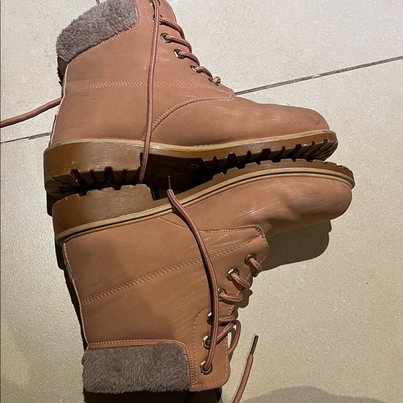 UGG Women's Pink Lace-Up Winter Boots - Picture 9 of 13